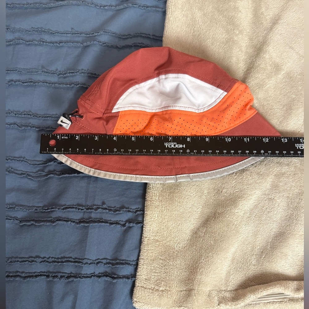 Nike Dri-FIT Perforated Reflective Bucket Hat Unisex Orange Crimson M/L - Picture 10 of 13